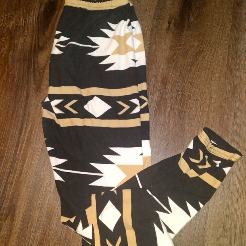 SUPER SOFT LEGGINGS